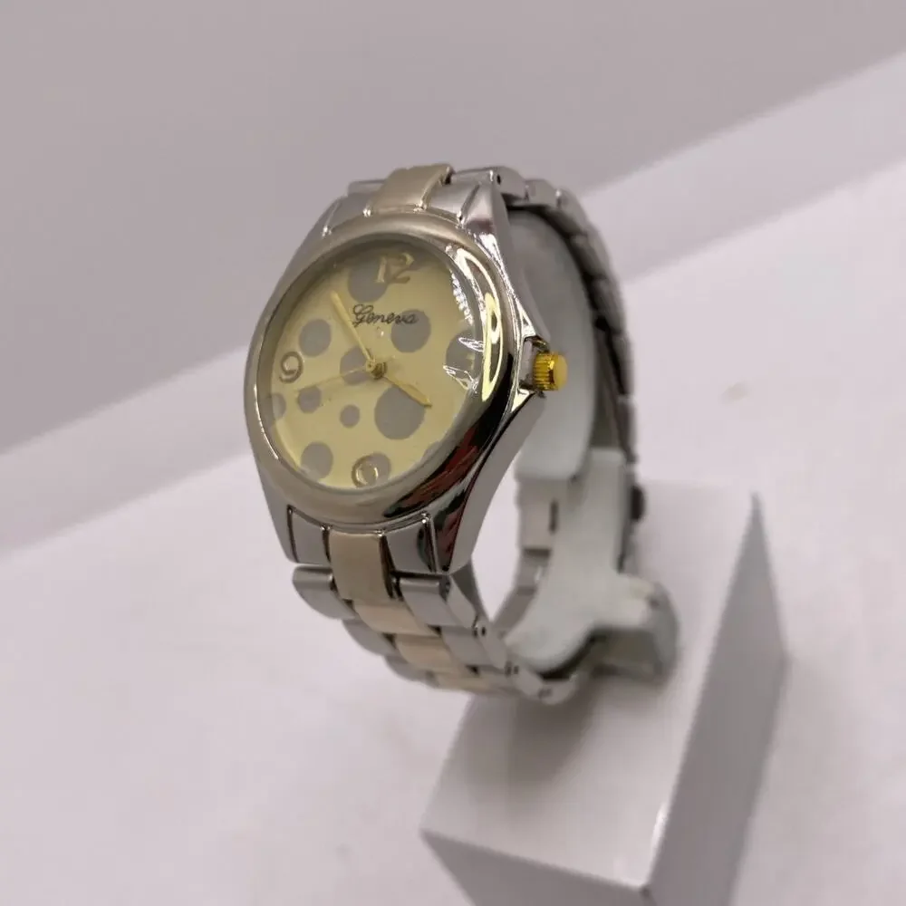 Geneva Polka Dot New Womens Silver Gold Quartz Fashion Watch Works New Battery